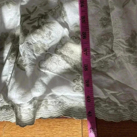 [42]Zarina White Embroidered Sleeveless Pull  Over Mid Dress with Side zipper - Picture 12 of 14